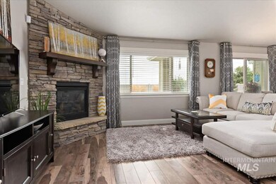 9522 S Saratov Way, Kuna, ID 83634 - photo 5