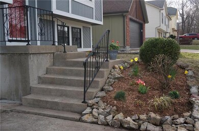 9905 W 49th Place, Shawnee, KS 66203 - photo 5