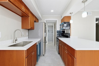 2750 Holly Hall St unit 1711, Houston, TX 77054 - photo 7