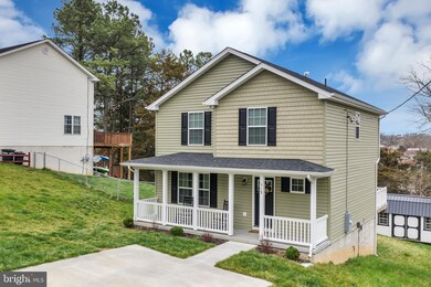 318 Newman St, Strasburg, VA 22657 - photo 2