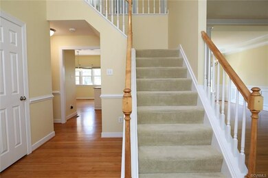 12137 Manor Park Dr, Glen Allen, VA 23059 - photo 5