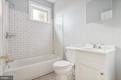 5236 Walnut St unit 1, Philadelphia, PA 19139 - photo 4