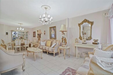 6911 62nd Dr, Middle Village, NY 11379 - photo 6