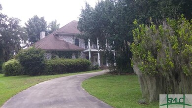Front 2 from left showing circular driveway