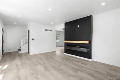 2444 Taylor St, Detroit, MI 48206 - photo 7