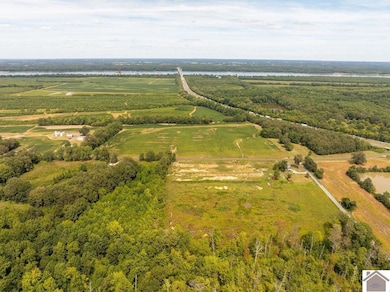 5465 Noble Rd, Paducah, KY 42001 - photo 7