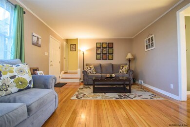 372 S Main Ave, Albany, NY 12209 - photo 3