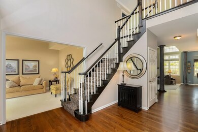 4448 Esquire Cir, Naperville, IL 60564 - photo 4