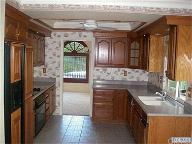Nice kitchen with all of the basic items