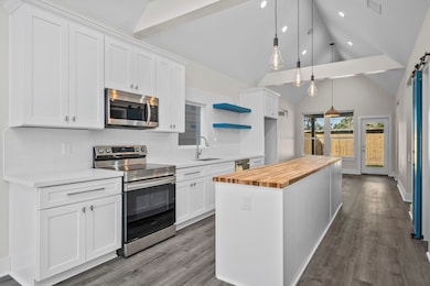 6721 Utah St unit a, Houston, TX 77091 - photo 5