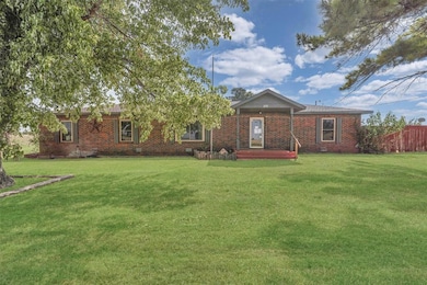 1816 S Highway 66, Sayre, OK 73662 - photo 2