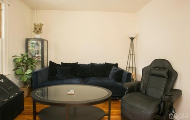 7. Living Room