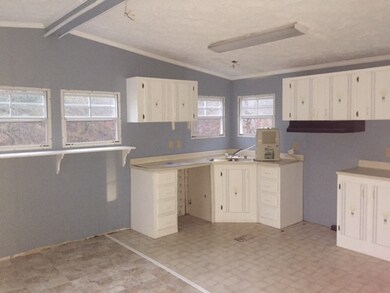 155 Rocky Creek Ct NE, Milledgeville, GA 31061 - photo 3