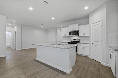 1828 Gibsonville Dr, Fort Worth, TX 76108 - photo 5