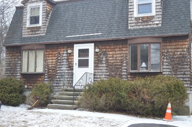 142 Acropolis Rd, Lowell, MA 01854 - photo 4