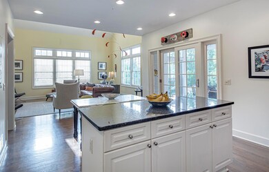 6 Kitchen