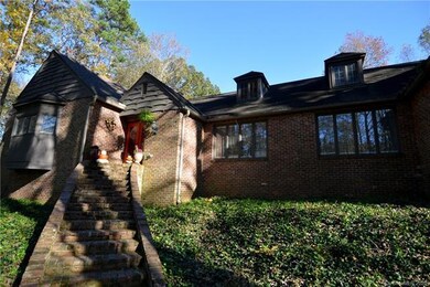 203 Wickersham Dr, Statesville, NC 28625 - photo 2