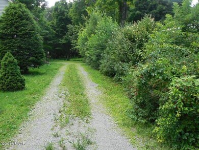 307 E Harford St, Milford, PA 18337 - photo 4