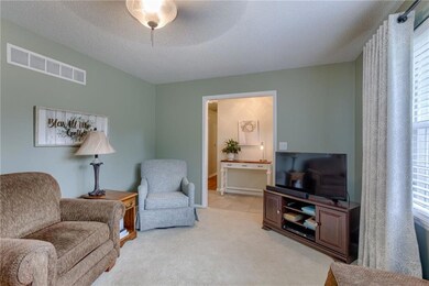 6831 Larsen Ln, Shawnee, KS 66203 - photo 4