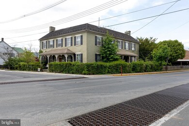 103 W Seminary St, Mercersburg, PA 17236 - photo 2
