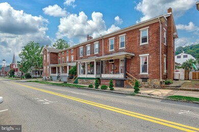 115 N 4th St, Newport, PA 17074 - photo 2