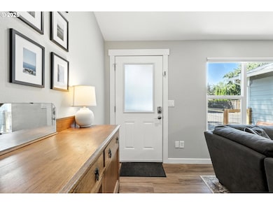 3585 NE Brogden St, Hillsboro, OR 97124 - photo 4