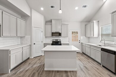 1947 Johnson Bend Rd, Weatherford, TX 76088 - photo 7