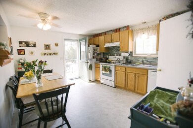 102 Hayward St unit 4B, Franklin, MA 02038 - photo 3