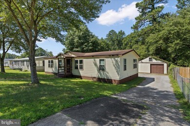 21535 Forest Run Dr, Lexington Park, MD 20653 - photo 2