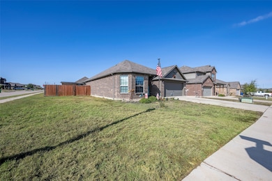 1832 Tyne Way, Crowley, TX 76036 - photo 2