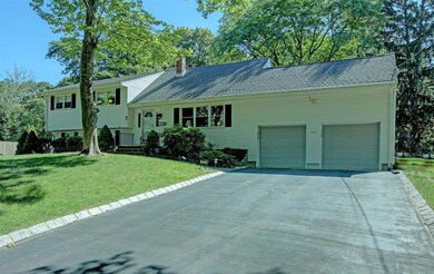 153 Riveredge Rd, Tinton Falls, NJ 07724 - photo 3