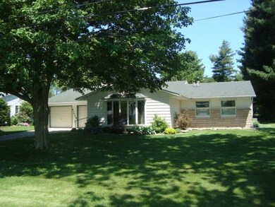 143 W 400 S, La Porte, IN 46350 - photo 2