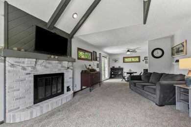 Great room with FIreplacde