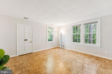 1501 S Edgewood St unit 565, Arlington, VA 22204 - photo 4