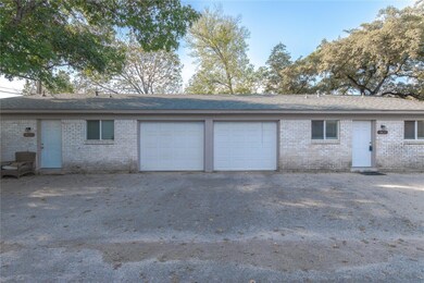 2005 Matthews Ln unit 2, Austin, TX 78745 - photo 2