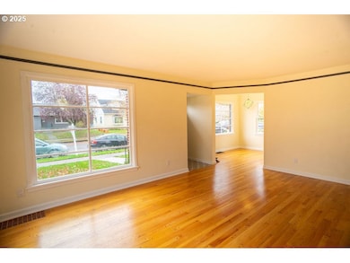 118 E 38th St, Vancouver, WA 98663 - photo 7