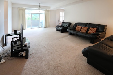 77 N Quentin Rd unit 414, Palatine, IL 60067 - photo 2