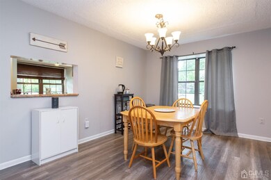 49 Pear Tree Ln unit 71, Franklin Park, NJ 08823 - photo 4