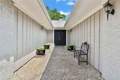 1809 Sabine Ct, College Station, TX 77840 - photo 2
