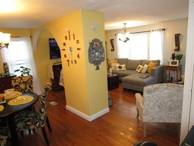 127 May St, Lawrence, MA 01841 - photo 2