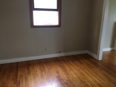 102 Temple St, Rutland, VT 05701 - photo 3