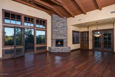 3005 E Thunder Point MLS-4