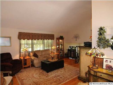 233 Cherry Tree Ln, Middletown, NJ 07748 - photo 2