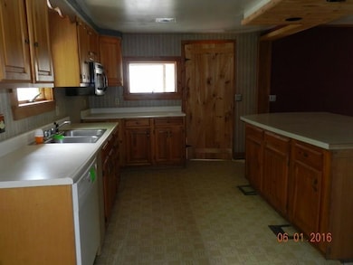 650 Kansas Rd, Bridgton, ME 04009 - photo 4