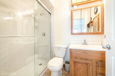 525 Blackhawk Dr, Lake In the Hills, IL 60156 - photo 2