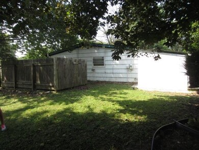 1622 Dundee Ct, Columbus, OH 43227 - photo 4