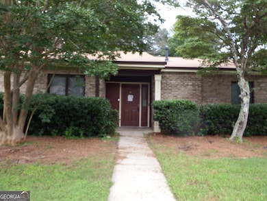 1548 Stoneleigh Way, Stone Mountain, GA 30088 - photo 2