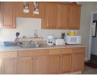 43 Thurston St, Somerville, MA 02145 - photo 3