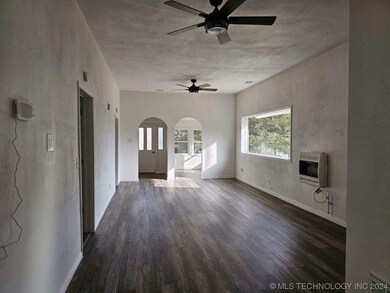 432 S Mission Ave, Tahlequah, OK 74464 - photo 4