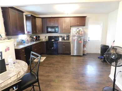 4236 Spruce St unit 4238, Whitehall, PA 18052 - photo 7